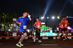 BIB: 21225
                            <button type="button" onclick="openModal(15101263)" class="btn btn-primary btn-sm float-right btn-popup" data-toggle="modal" data-target=".modal-high-quality">
                        <i class="fas fa-shopping-cart"></i> Add to Cart
                    </button>
                                            <button type="button" onclick="isThisMe(15101263, true)" class="btn btn-success btn-sm float-right btn-popup btn-isme hidden" data-toggle="tooltip" data-placement="bottom" title="นี่คือรูปของคุณใช่ไหม คลิกที่นี่เพื่อเอาเข้าอัลบั้ม">
                        <i class="fas fa-plus"></i> Add to album
                    </button>
                    <button type="button" onclick="isThisMe(15101263, false)" class="btn btn-warning btn-sm float-right btn-popup btn-isnotme hidden">
                        <i class="fas fa-ban"></i> Remove from album
                    </button>